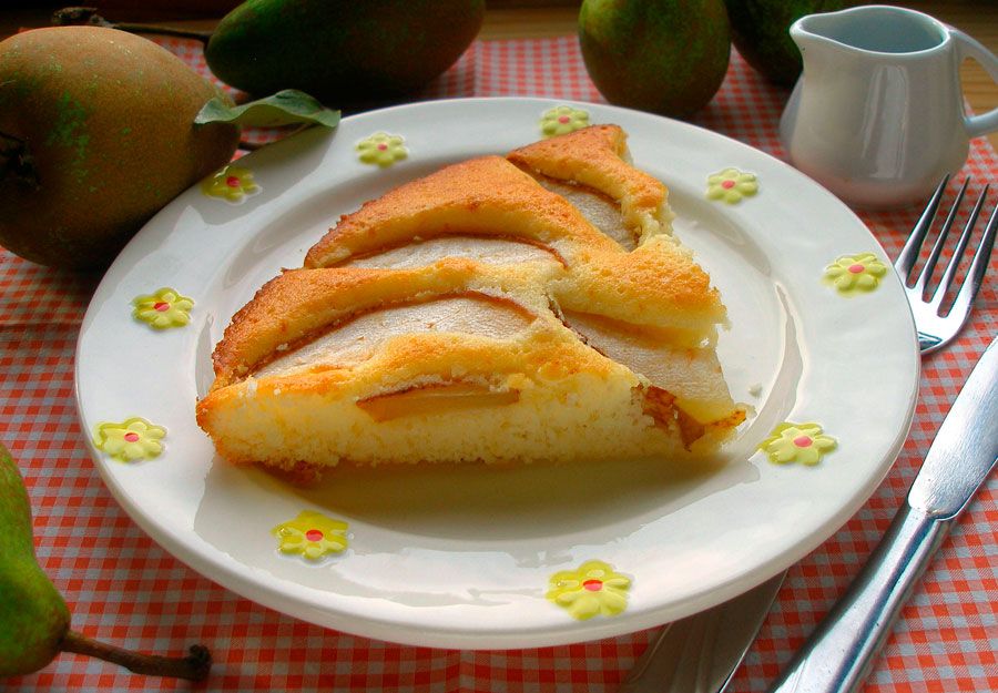 Простой фруктовый пирог – кулинарный рецепт