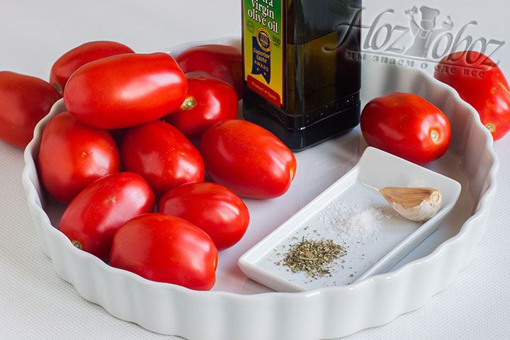 Подготовьте необходимые продукты. Как заготовить вяленые помидоры рецепт с фото подскажет далее