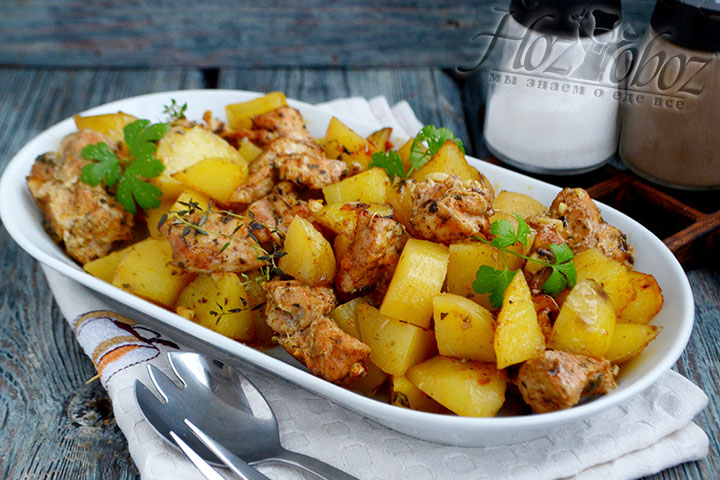 10 рецептов приготовления сочной запеченной индейки с картошкой в духовке